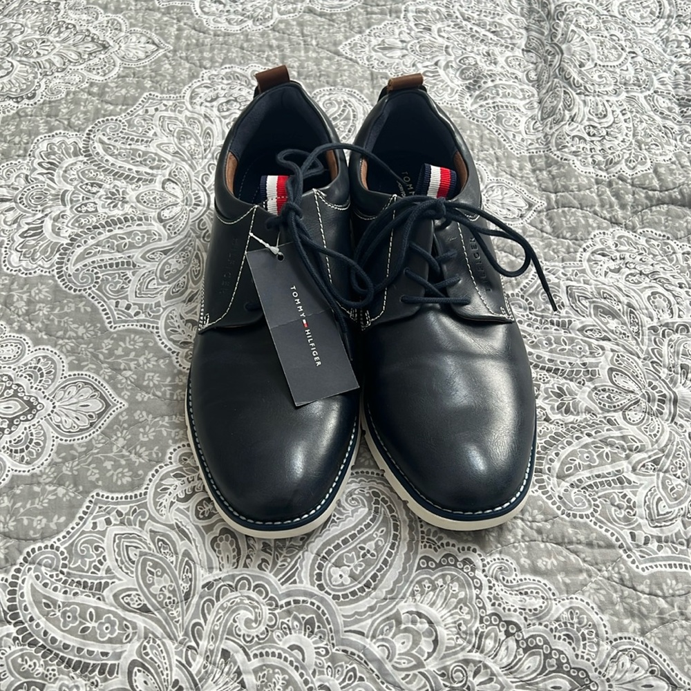 BRAND NEW with Tags - Tommy Hilfiger Lace Up Men’s